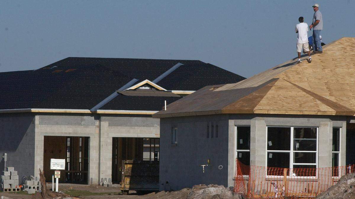 New homes under construction in the Greenbrook area of East Manatee County. Manatee County officials and school board members are considering reinstating impact fees on new construction to help pay for new schools, roads, and other needs.File Photo-GRANT JEFFERIES/Bradenton Herald