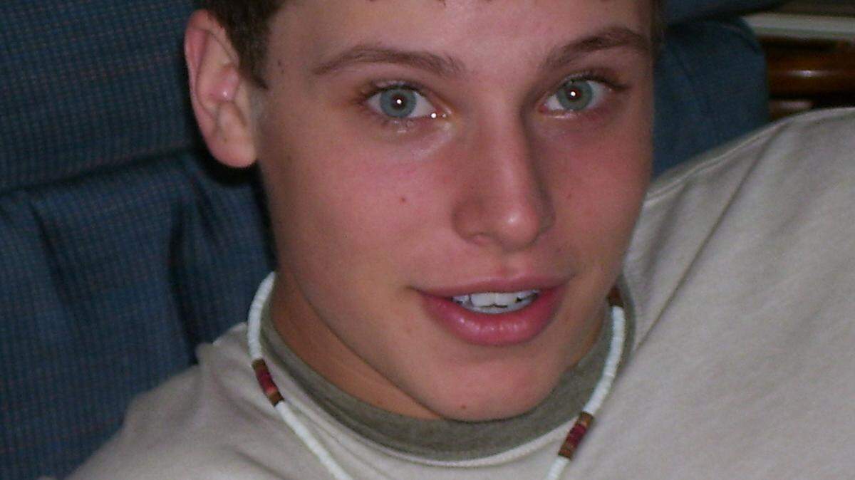 Danny Langfelder was 19 when he died Feb. 2, 2010 in his Florida Gulf Coast University dorm room from an apparent prescription drug overdose while trying to wean himself from anti-depressants following a severe accident four years prior. He touched a lot of lives in his short life and now his father, Bob Langfelder, remembers him by helping others understand that their children may have died, but perhaps they are not too far away. Helping Parents Heal kicks off weekly meetings in Sarasota and focuses on afterlife experiences many parents feel in the days, months and years after losing a beloved child.
