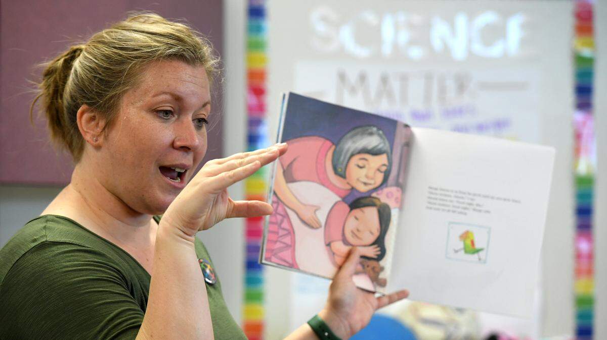 Sara Brunow, Asolo Rep’s Education and Engagement Dir., reads ‘Mango, Abuela and Me’ to Lauren Pugh’s second grade class at Bayshore Elementary School for Embracing Our Differences’ celebration of reading and diversity on March 7, 2023. The program read to over 9,000 students at 78 elementary schools in Manatee and Sarasota Counties.