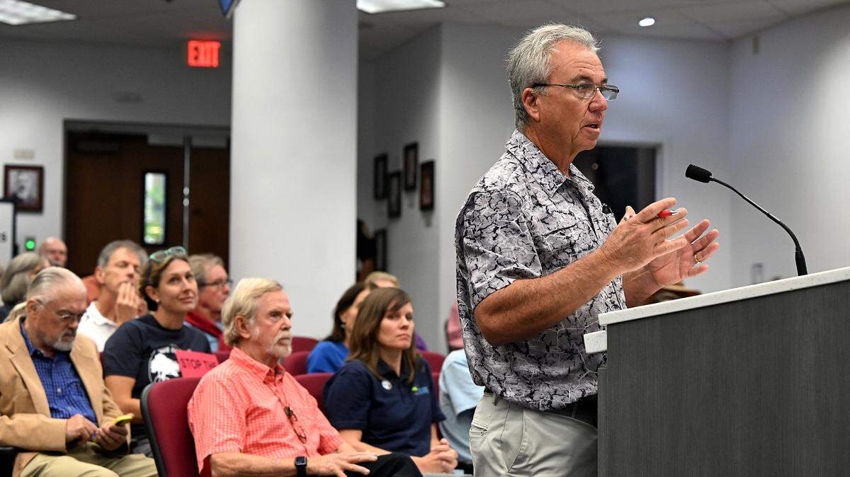 Former commissioner Joe McClash addresses the board during a meeting of the Board of County Commissioners on Thursday, Oct. 5, 2023.