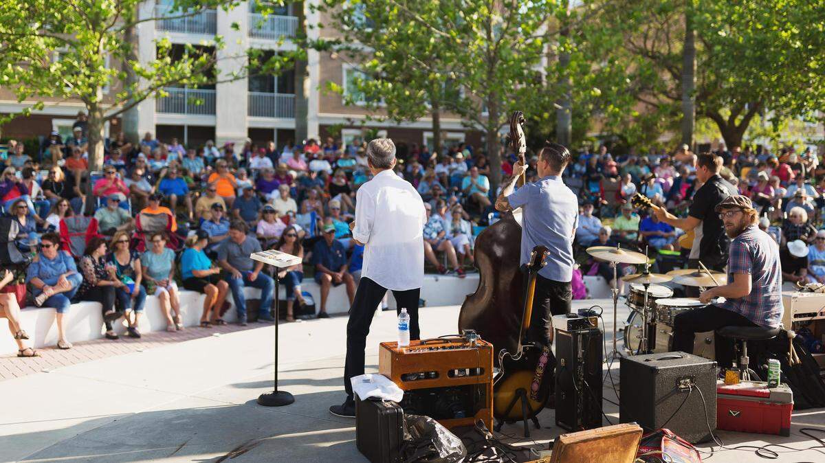 A local blues band plays to a full crowd at Music in the Park on Bradenton Riverwalk in 2019.