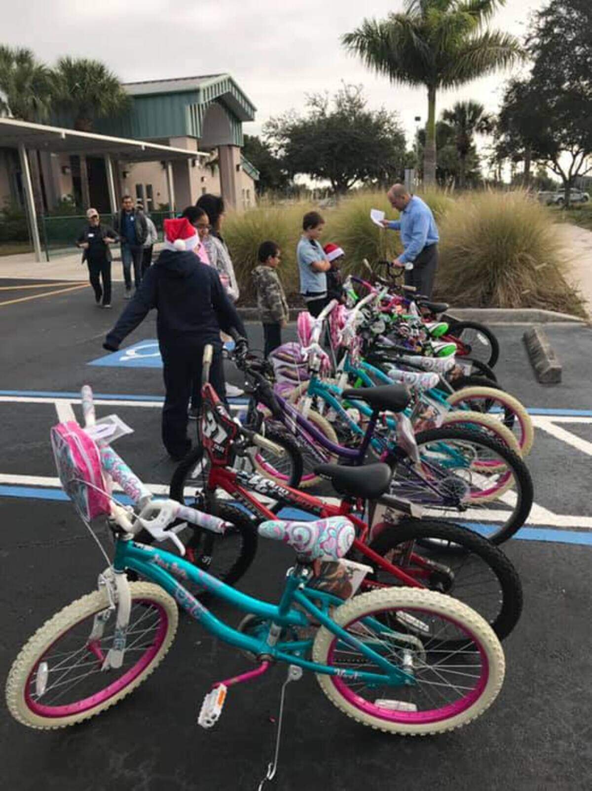 Monday, Manatee County Sheriff’s Office school resource officers handed out nearly two dozen bikes to some students at Kinnan and Bayshore Elementary schools as part of the Bikes for Tykes program.