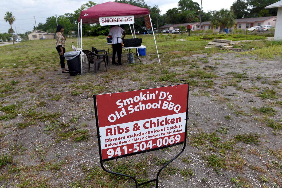 Darryl Fields of Smokin’ D’s Old School BBQ cooks chicken and ribs on Fridays and Saturdays. You can pick up his smoky homemade BBQ or macaroni and cheese and potato salad in the 500 block of MLK Blvd. in Bradenton.