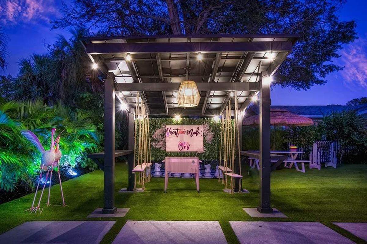 A luxury Airbnb home in West Bradenton is catching eyes with its bold decor after it was recently listed for sale.