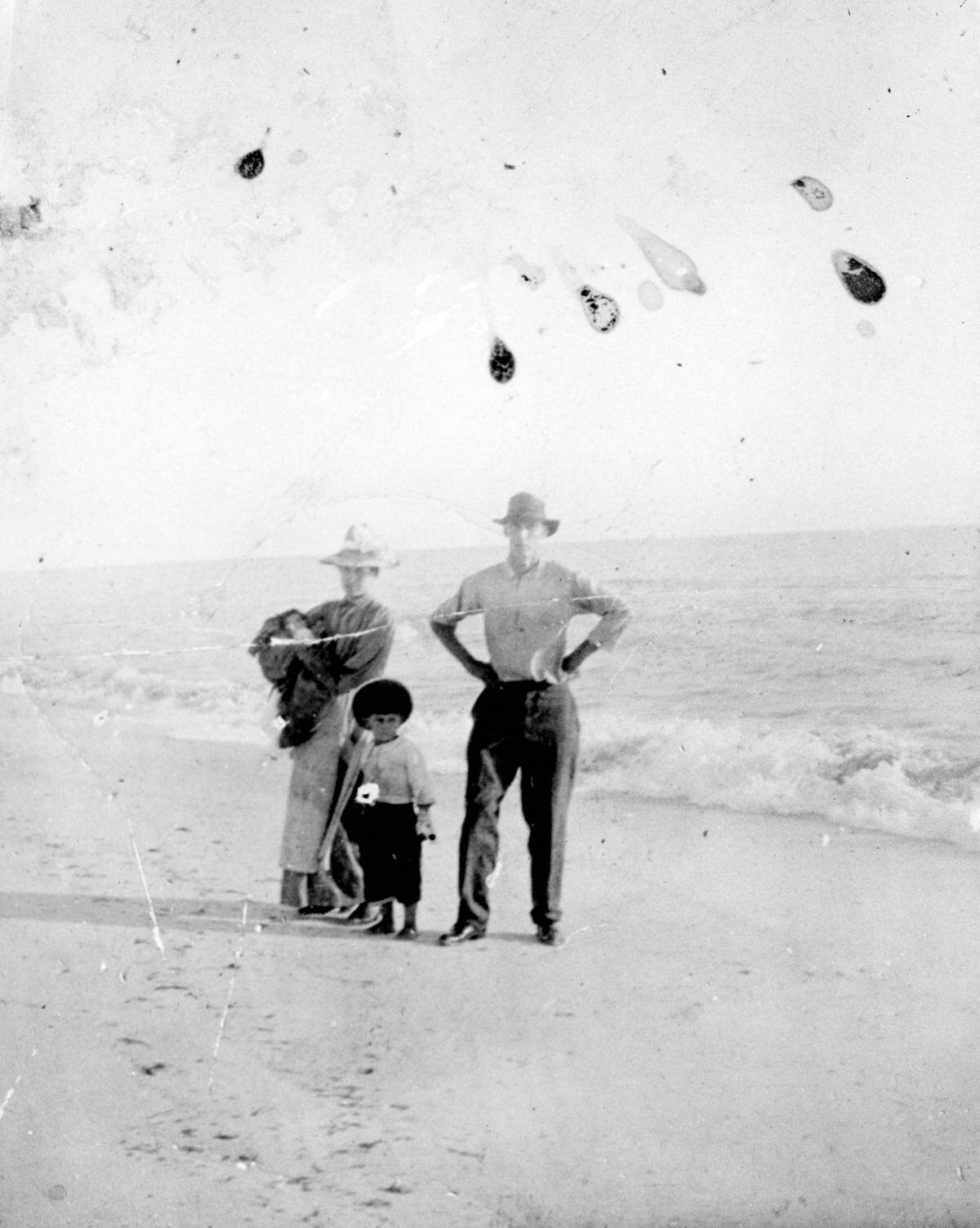 Family portrait made at the beach. This is a copy photo made for Mrs. Jan Williams in January 1951 by the Odom Photography Studio on Bradenton’s Old Main Street between 1900 and 1910.