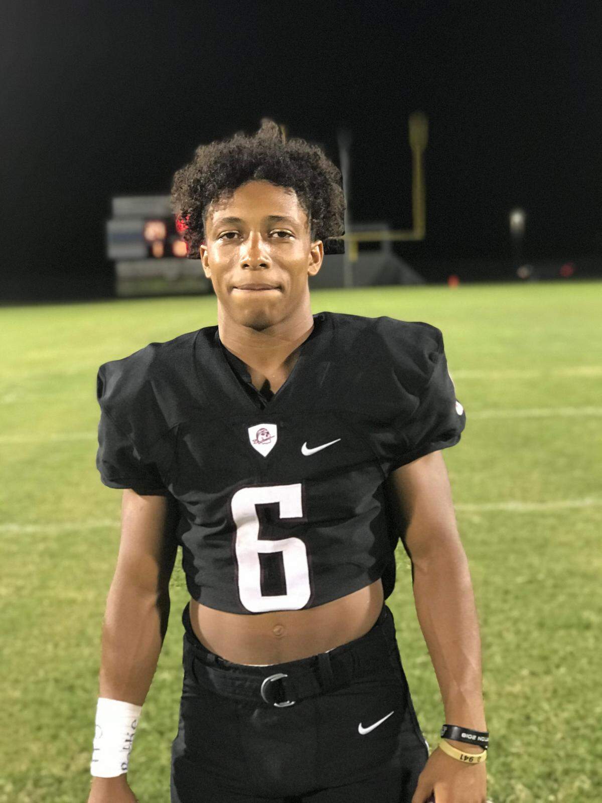 Braden River running back Brian Battie