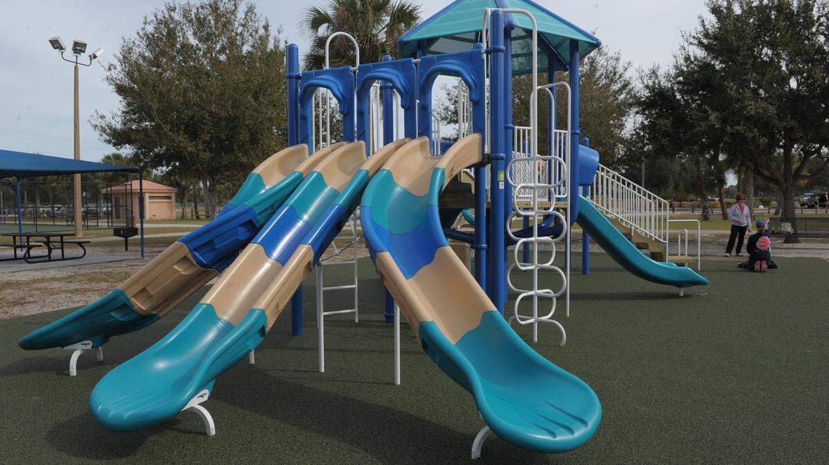 Buffalo Creek Park is one of three parks in Manatee County that received new playground equipment. 
 GRANT JEFFERIES/Bradenton Herald