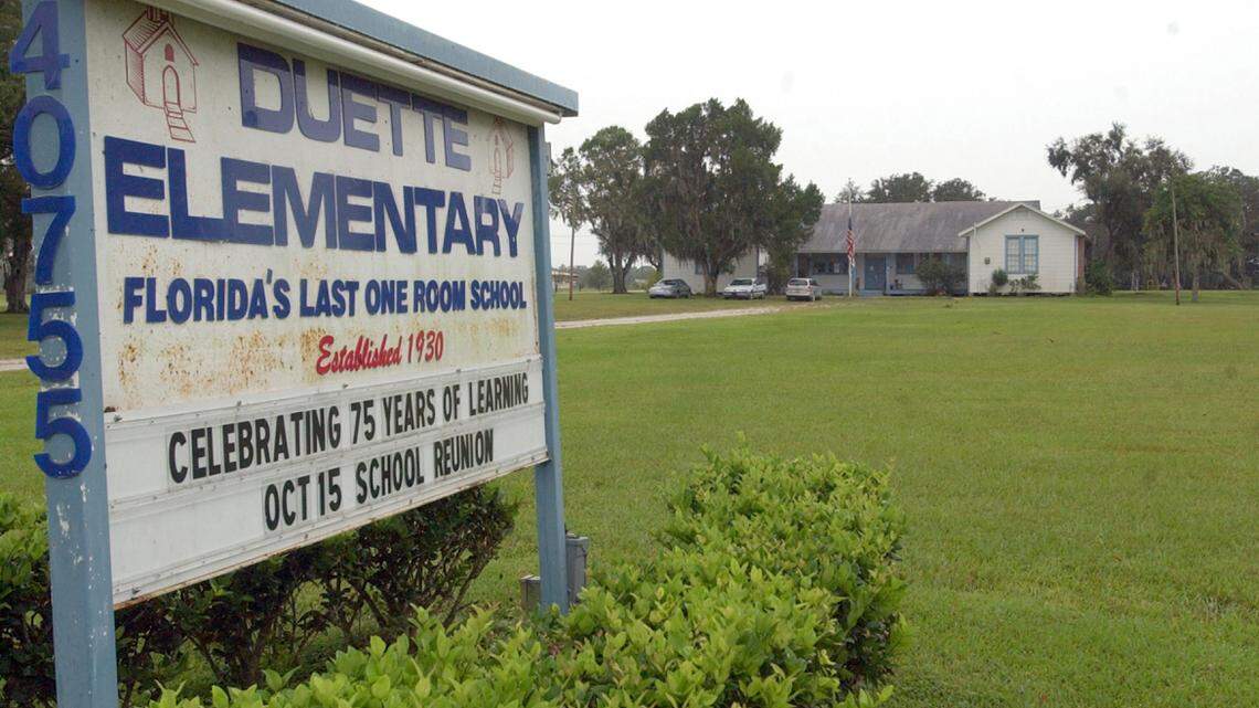 Duette Elementary School, the last one room school house in the Florida, has been in danger of closing as student numbers are low. 
 FILE PHOTO-GRANT JEFFERIES/Bradenton Herald