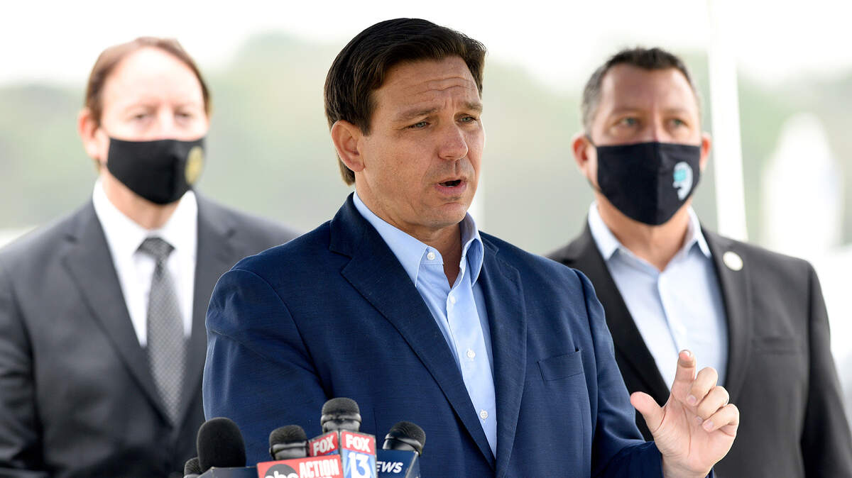 Se ha presentado una queja federal ante del Departamento de Salud y Servicios Humanos federal que alega prácticas discriminatorias en cómo las vacunas se distribuyeron en una actividad estatal en Lakewood Ranch, en el Condado Manatee.