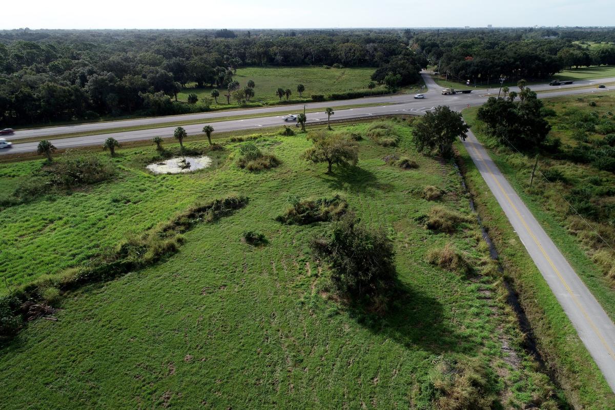 A Palmetto resident walking through a field discovered what he believed to human remains on Halloween. Manatee Sheriff’s detectives later confirmed the remains were human. The investigation is ongoing.