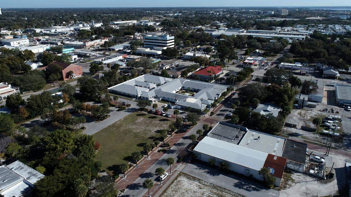 01/12/2021--The state of Florida recognized efforts to revitalize Palmetto’s Old Main Street, now called 10th Avenue West, by announcing this week that the historic area is now a participating community in the Florida Main Street program..