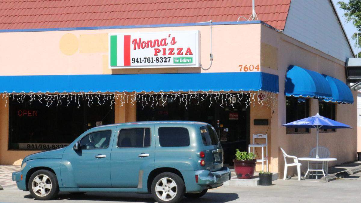 Nonna’s Pizza Restaurant, 7604 Cortez Road W., is owned and operated by Enrique and Erina Gonzalez.