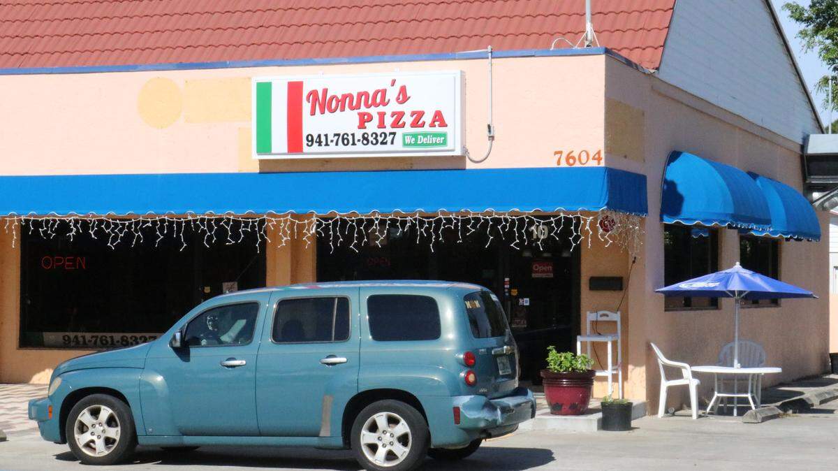 Nonna’s Pizza Restaurant, 7604 Cortez Road W., Bradenton.