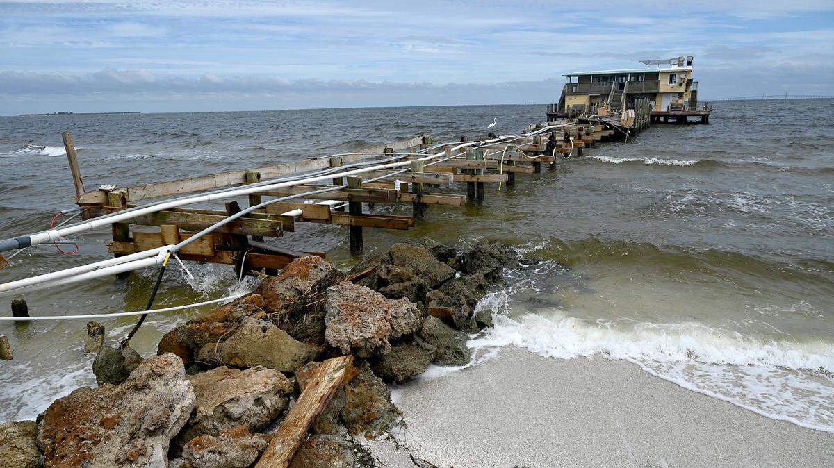 What did these hurricane experts just tell the Gulf Coast? ‘We love you, Florida’