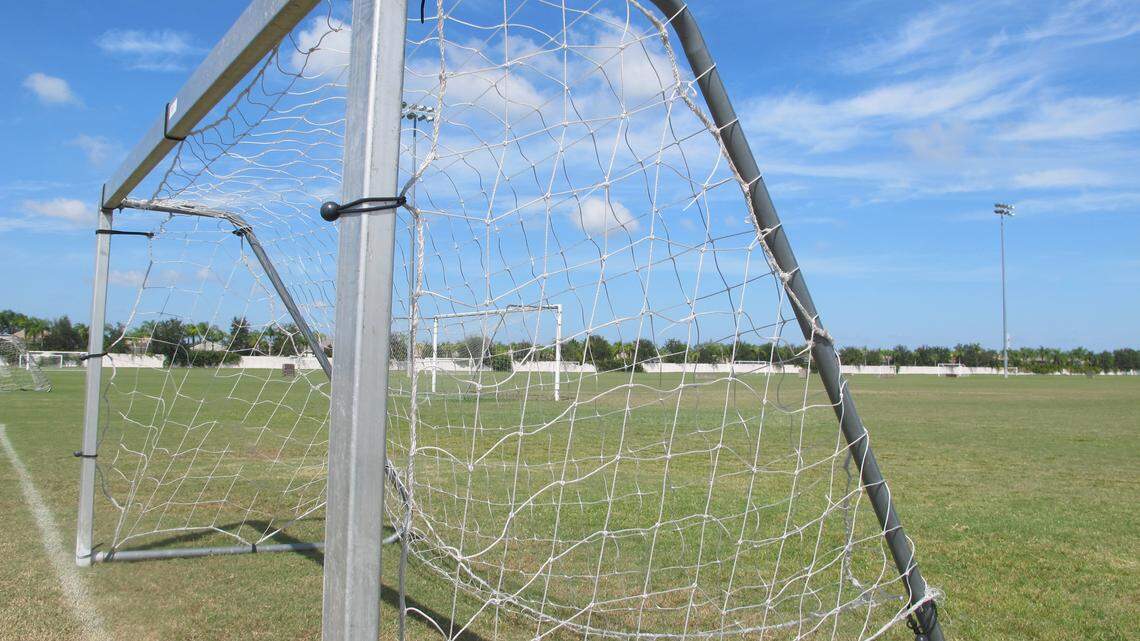 Agreement on Lakewood Ranch soccer lights headed to Manatee County commission 10 a.m. Nov. 3 