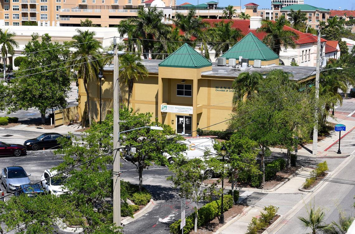 The City Centre Parking Lot at 3rd Avenue West between 10th and 12th Streets will be closed beginning April 16th for construction of the new City Centre Parking Facility.