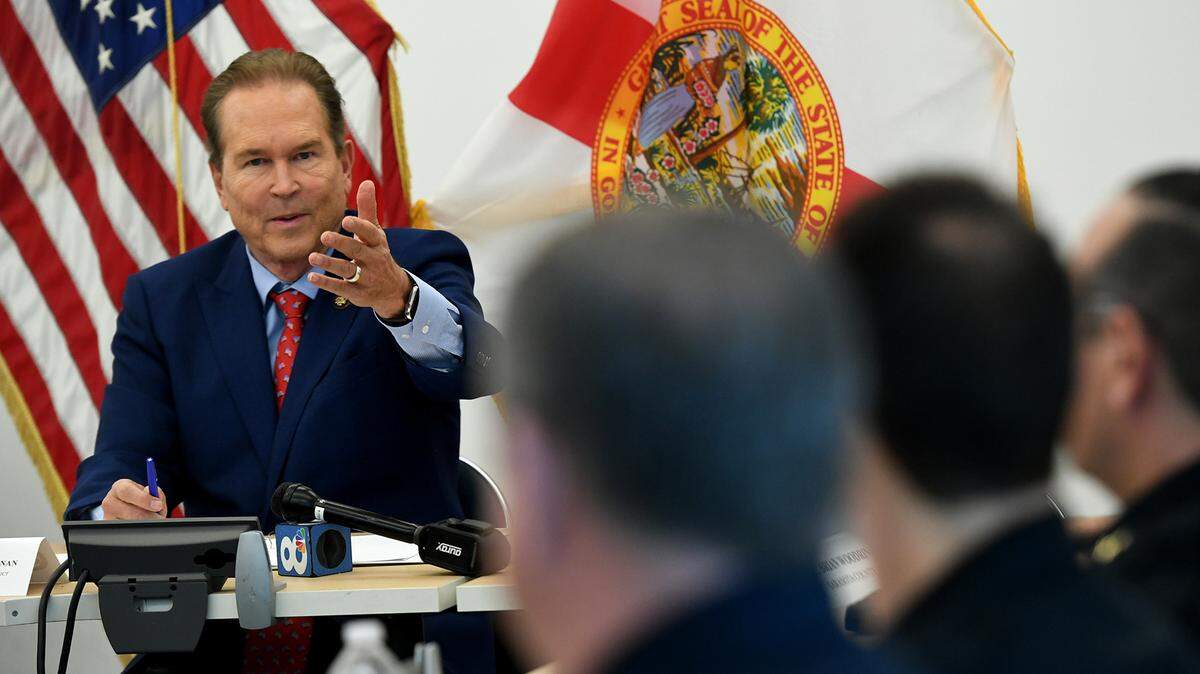 White House officials took aim at Congressman Vern Buchanan, R-Longboat Key, after the Republican lawmaker argued against President Joe Biden’s student loan forgiveness plan. Buchanan is pictured during a February 2022 law enforcement roundtable event in this Bradenton Herald file photo.
