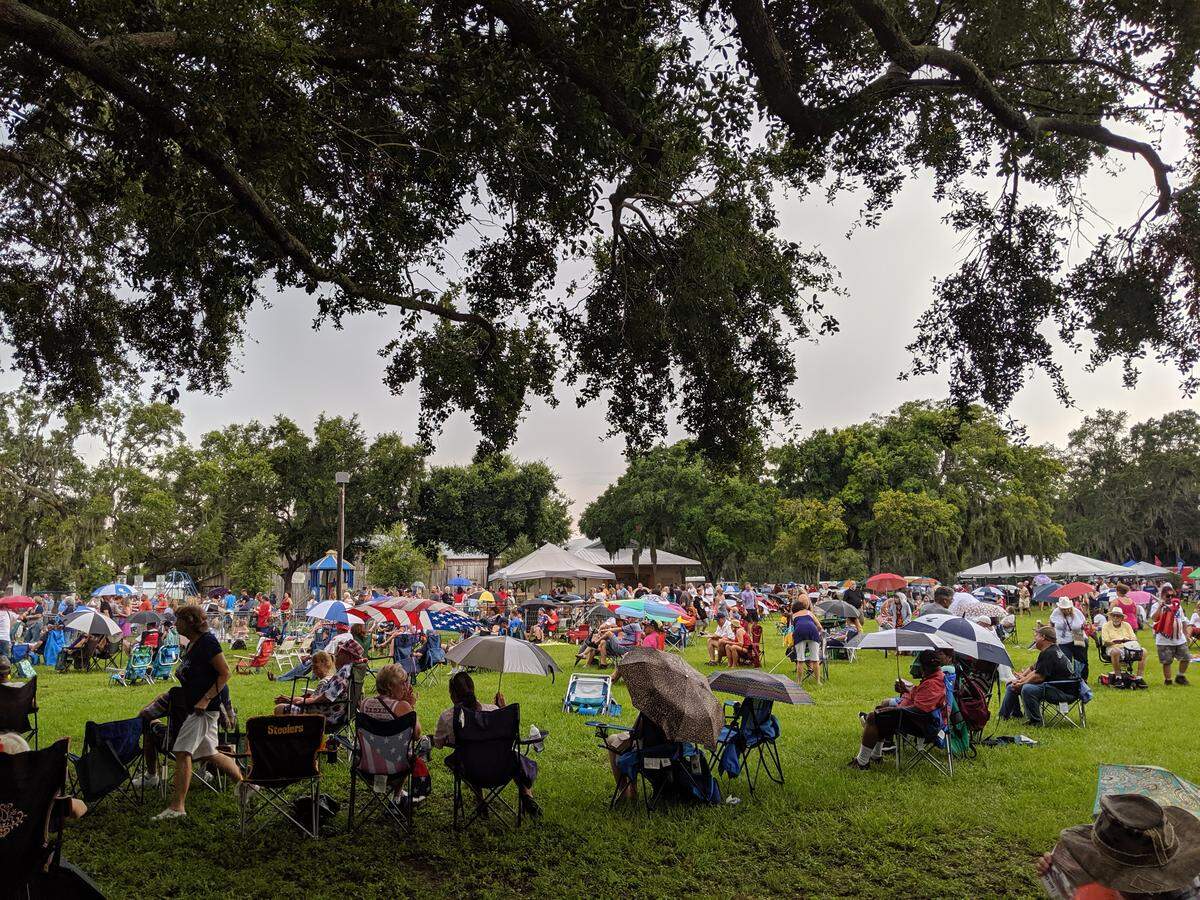 The ninth annual Fourth Fest in Palmetto brought a big crowd to Sutton Park for a night of food, music and patriotic festivity.