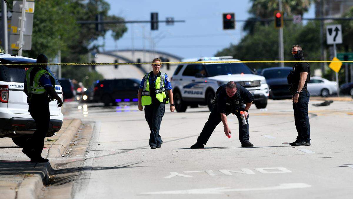 04/27/21—A crash involving several law enforcement vehicles, some Palmetto and at least one Bradenton, as well as civilian vehicles was the result of an alleged chase from Palmetto.