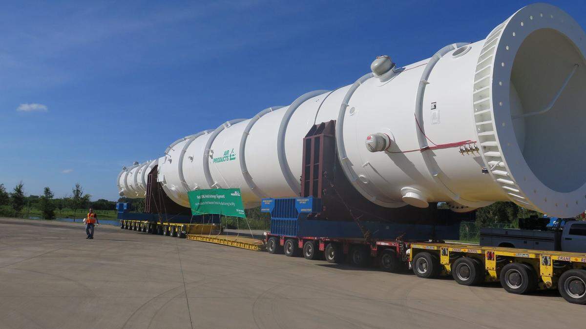 9/10/2016-- Air Products and Chemicals Inc., which fabricates massive liquefied natural gas heat exchangers at its plant across U.S. 41 from Port Manatee is one of the companies taking part in a hiring fair in October.