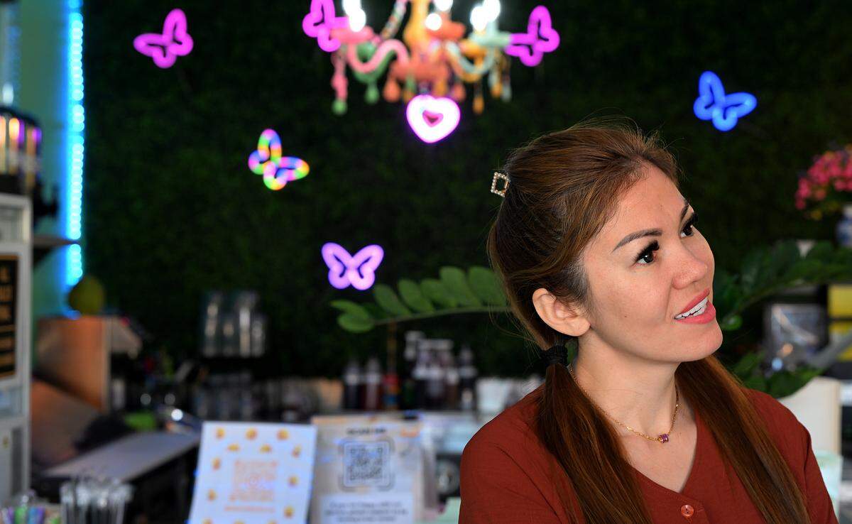 Jennifer Tran has opened a new boba tea shop on Manatee Avenue in Bradenton, shown here Wednesday, Oct. 18, 2023.