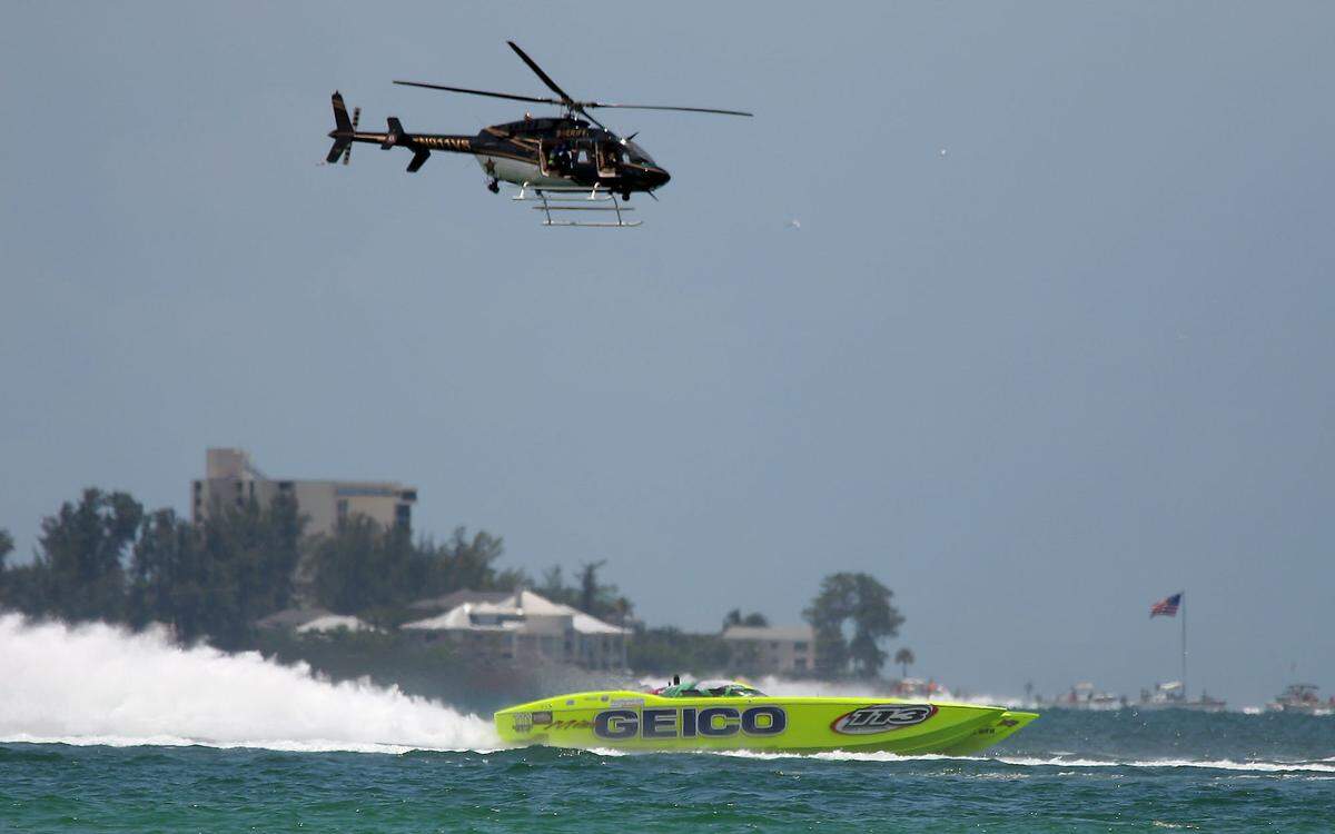 The Sarasota Powerboat Grand Prix brings top powerboat racers from around the world to Sarasota to compete for cash and glory in races on the Gulf of Mexico.