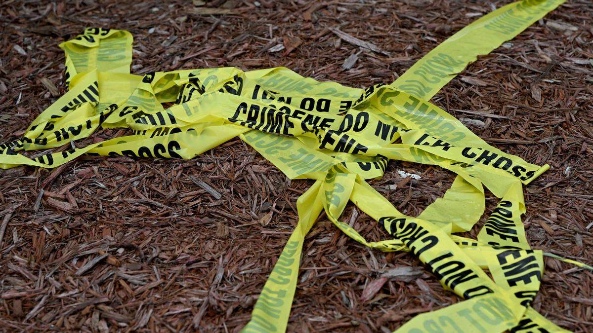 Three women are dead after deputies with the Manatee County Sheriff’s Office say 28-year-old Javontee Brice shot and killed them before deputies in North Florida shot him dead during a shootout. Deputies say Brice shot and killed his mother at Motel 6 near Interstate 75 Monday night.