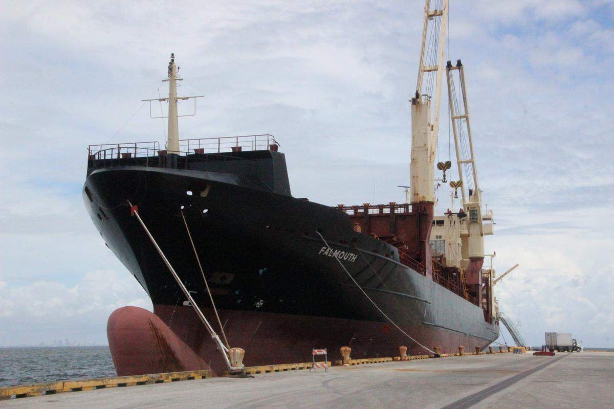 The refrigerated container ship Falmouth brought fresh produce from Mexico to Port Manatee this week for World Direct Shipping. The produce from Mexico and Central America goes to wholesalers all over the United States.