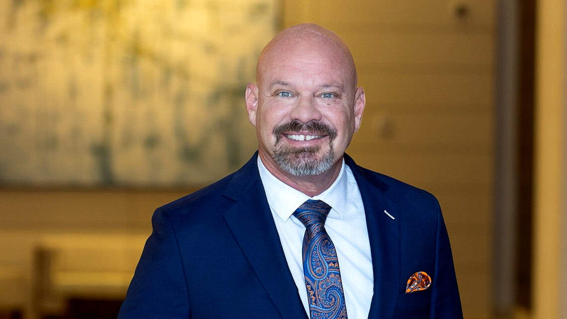 Manatee County candidate plans to stay in race despite domestic battery arrest