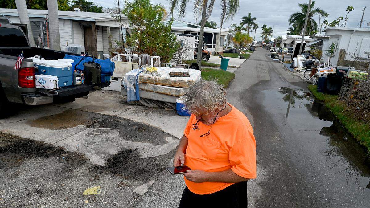 Wesley Wunz, 62, lost everything in Hurricane Helene and plans to evacuate to the Keys from Sunny Shores as Hurricane Milton approaches Manatee County on Oct. 8, 2024.