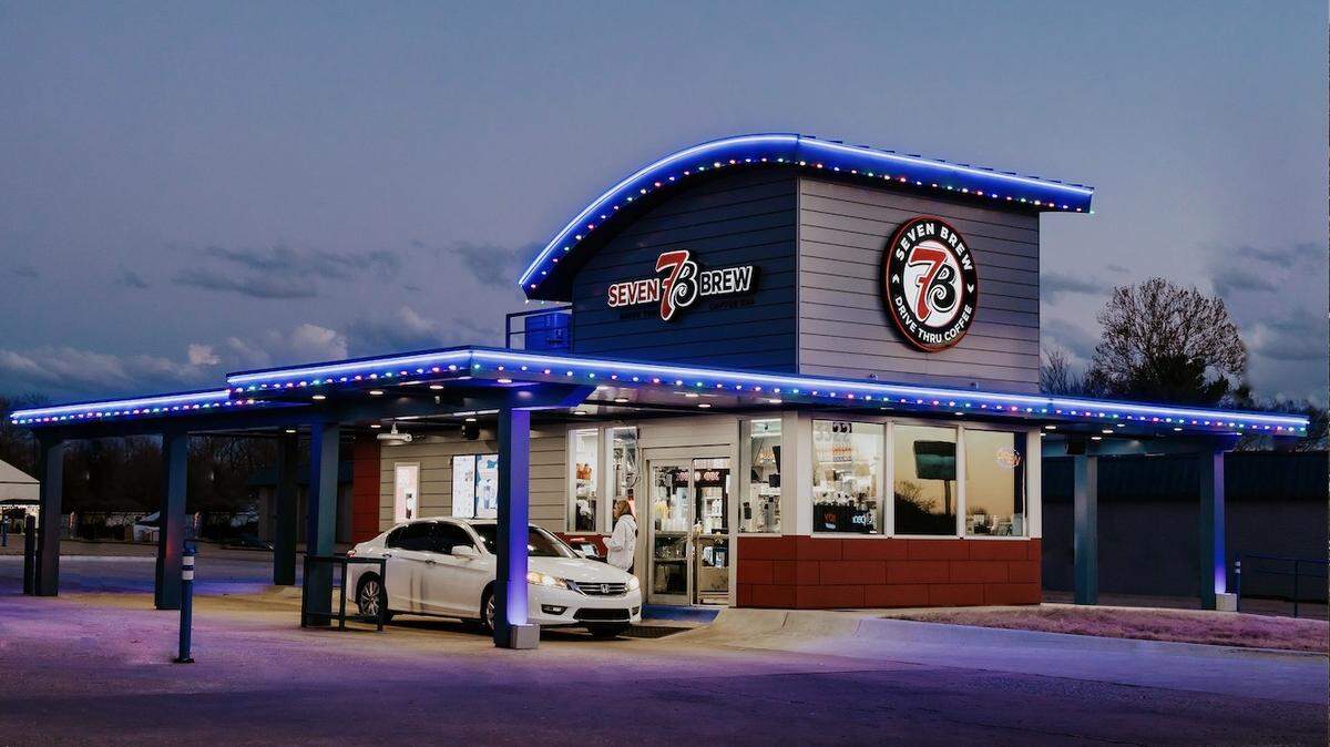 A 7 Brew Coffee drive thru is planned for Lakewood Ranch, potentially opening in the summer of 2024.