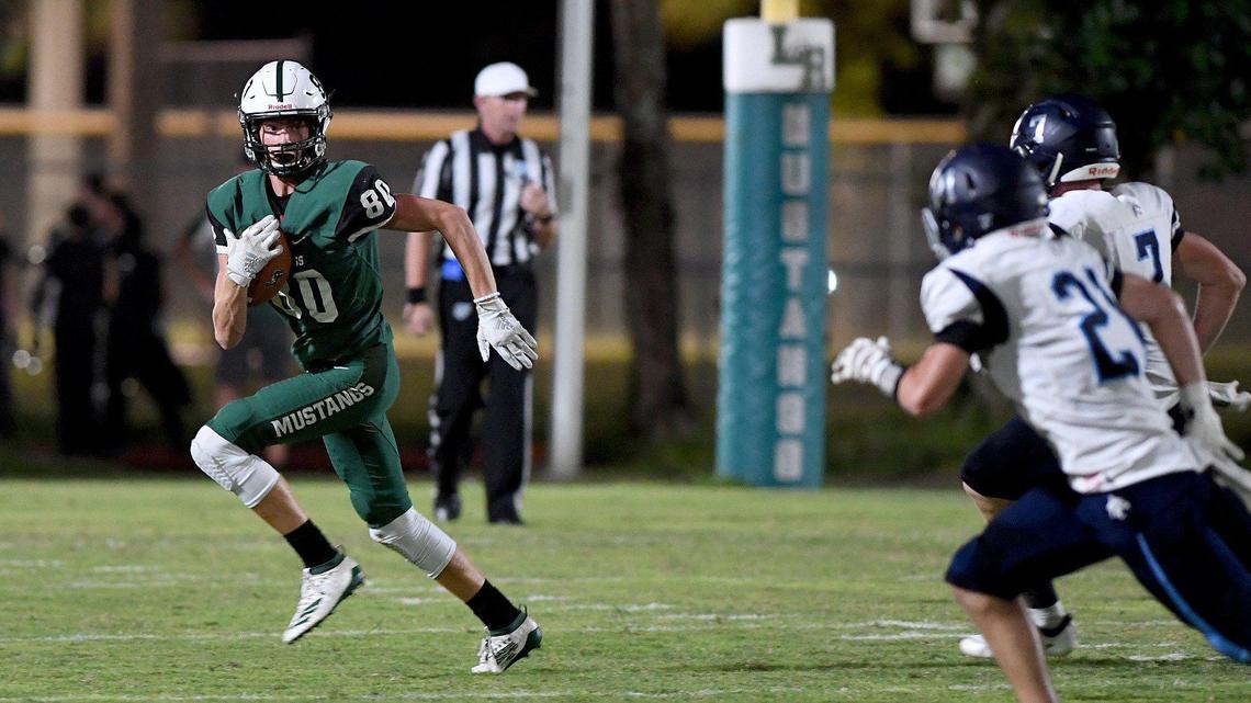 From 15 losses in row to 3-0 start. Here’s how Lakewood Ranch football is changing its culture