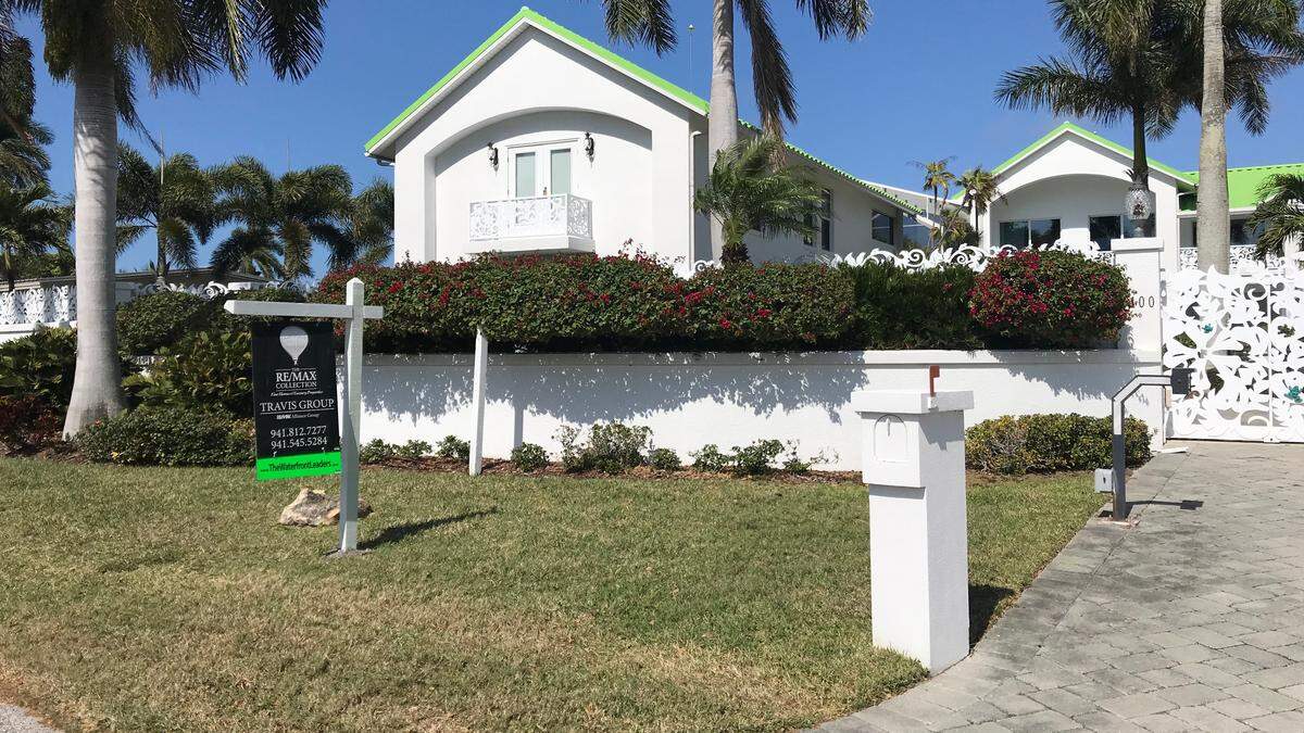 It was a record year in 2018 for real estate agents as they sold more homes at a higher average price than in 2017 in both the Bradenton and Sarasota areas. The home shown above is currently on the market.