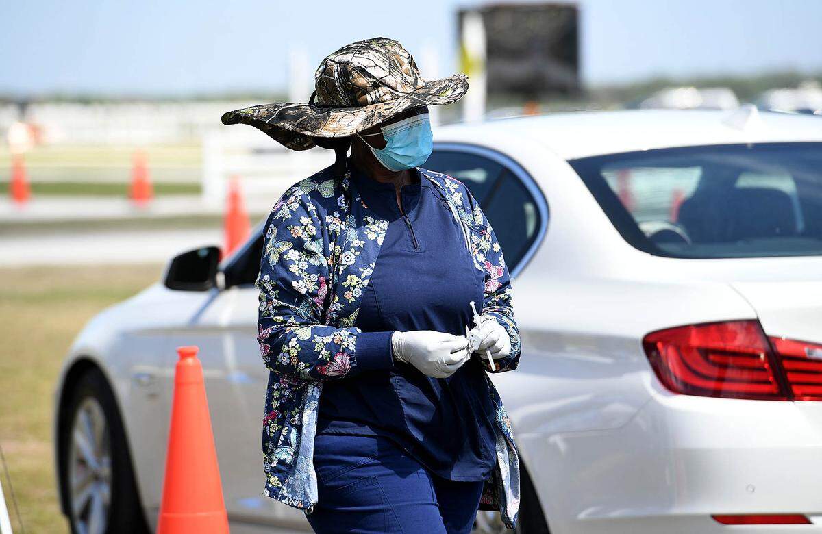 03/17/21--Second doses of the COVID-19 vaccine at the Premier Sports Complex in Lakewood Ranch, which has been the center of controversy, got underway on Wednesday.