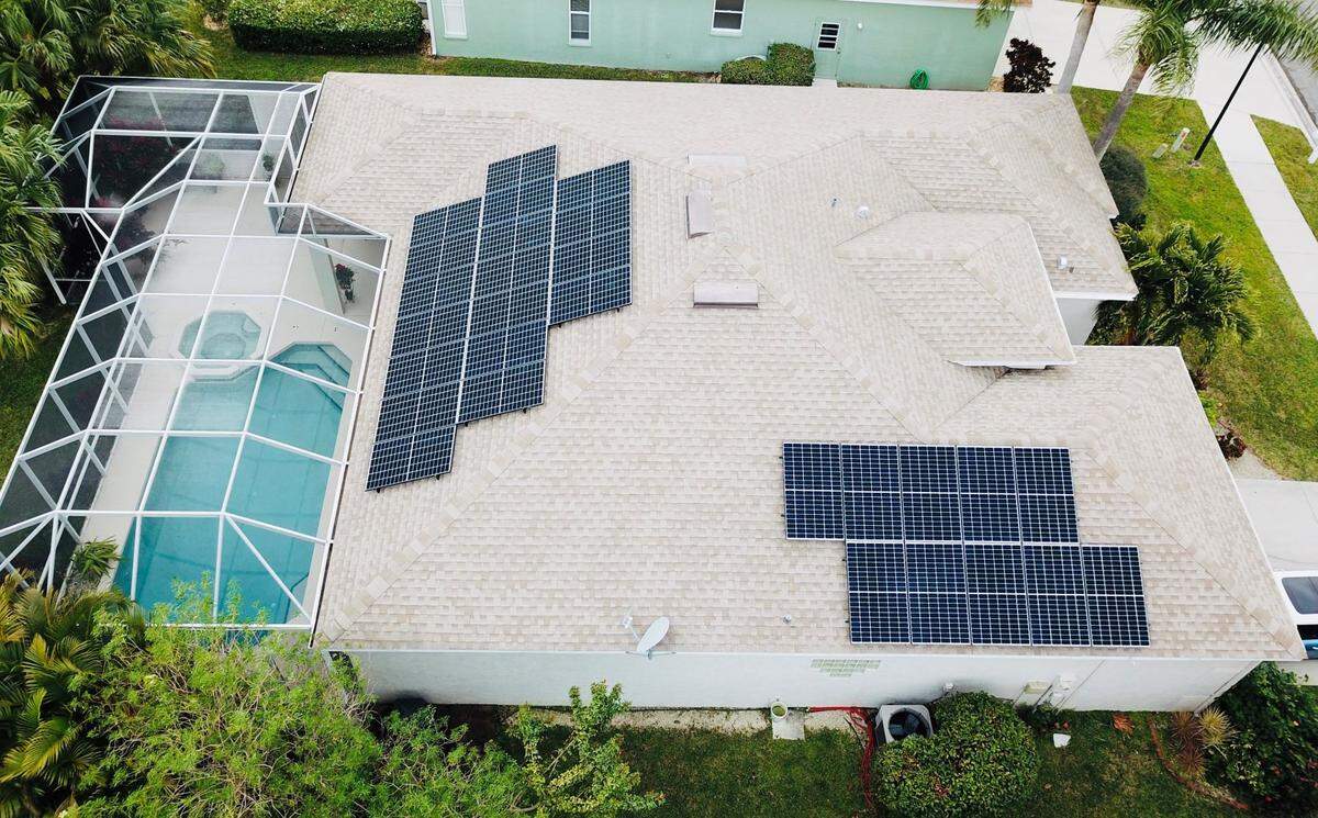 This week, nonprofit group Solar United Neighbors (SUN) announced the launch of the Manasota Solar Co-op to help residents and businesses go solar in Manatee and Sarasota counties.