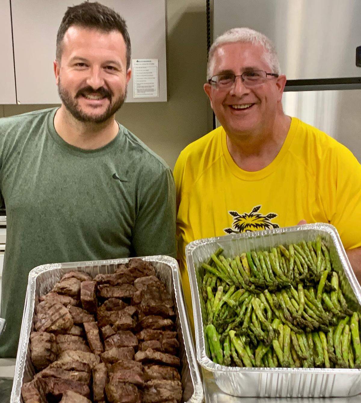 Innovative Dining and the Bradenton Kiwanis provided Manatee County Emergency Services workers and volunteers a hot meal before Hurricane Ian came through.&nbsp; This week, Innovative Dining provided 800 meals to the South Fort Myers area.