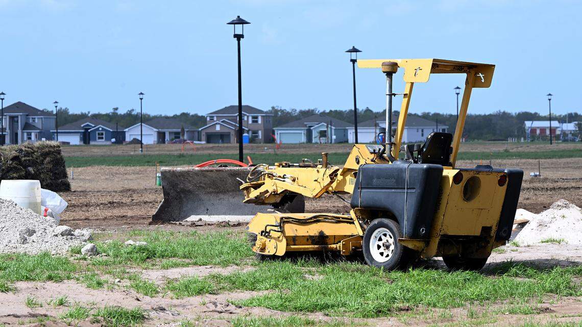 Foxbrook residents are complaining of constant dirt in their homes, yards and cars from dirt blowing from the nearby Rye Ranch construction site in Parrish. Photos taken March 4, 2025.