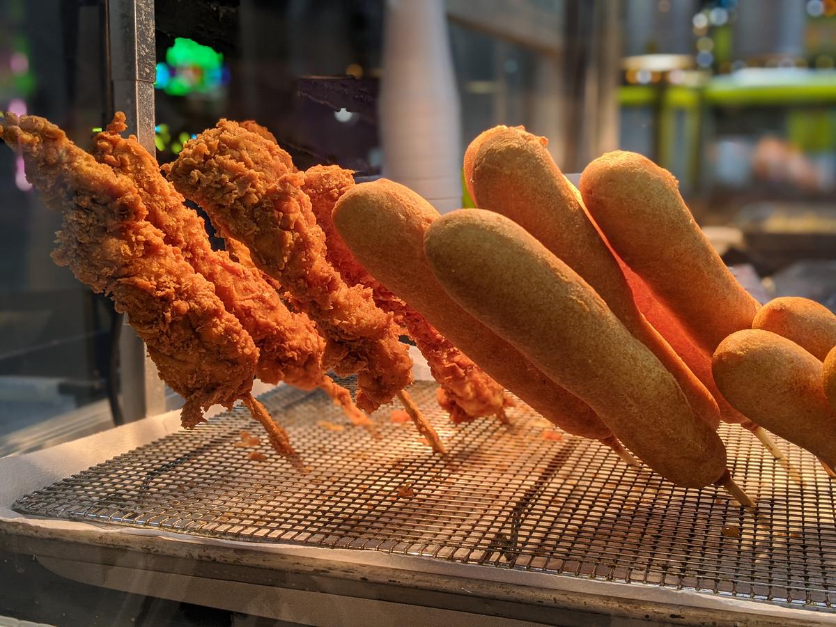 The smell of decadent fried foods permeated the air on opening night of the 2020 Manatee County Fair.