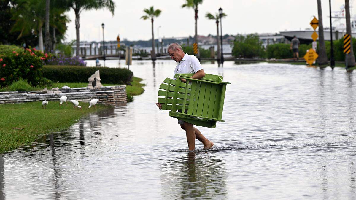 How to check your zone during Hurricane Helene emergency evacuation order in Manatee