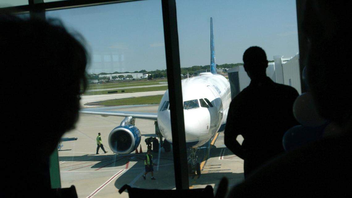 Will you wear a mask at SRQ or Tampa airports now that COVID mandate has changed?