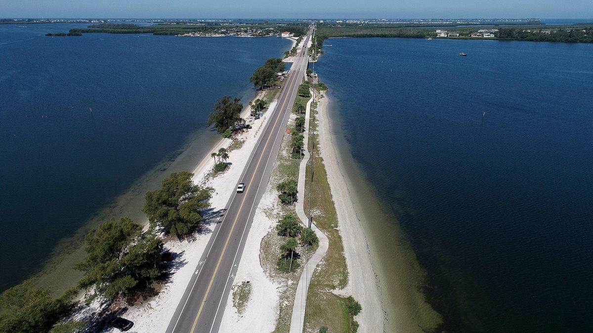 According to The Florida Department of Health, a no swim advisory issued earlier this month for Palma Sola South has been lifted since bacteria levels have dropped.