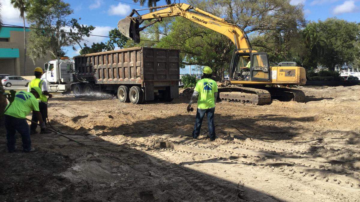 Workers at the old Manatee Players site across from Bradenton City Hall are nearing the end of demolition work. The city announced that Marriott-owned Spring Hill Suites is eyeing the property for a new $17 million downtown hotel. MARK YOUNG/Bradenton Herald