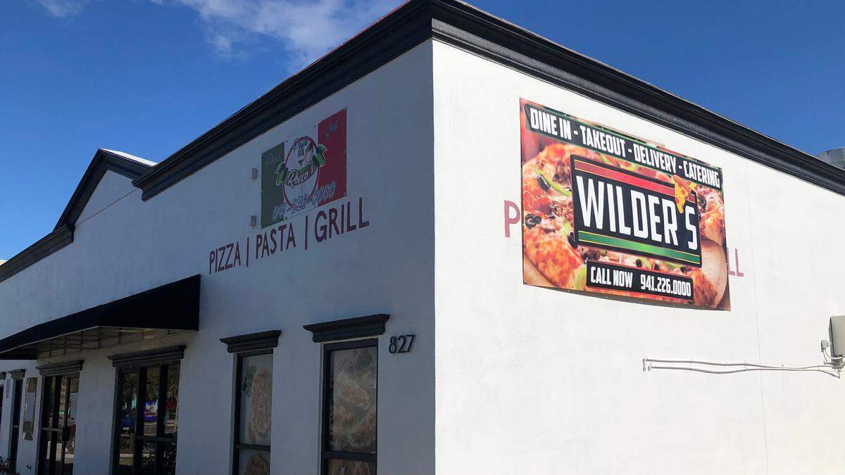12/01/2021--Ryan and Erin Wilder operate Wilder’s Pizza at 827 14th St. W., Bradenton, offering pasta dishes and New York-style pizza.