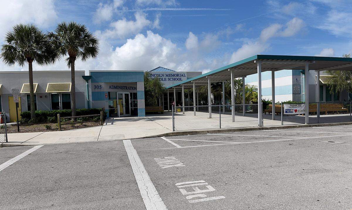 Mater Academy Inc. and Somerset Academy Inc. sent notices to the School District of Manatee County, hoping to leverage the state’s “Schools of Hope” law to use the schools as “co-location” sites. One of the organization’s targets is Lincoln Memorial Middle School in Palmetto.