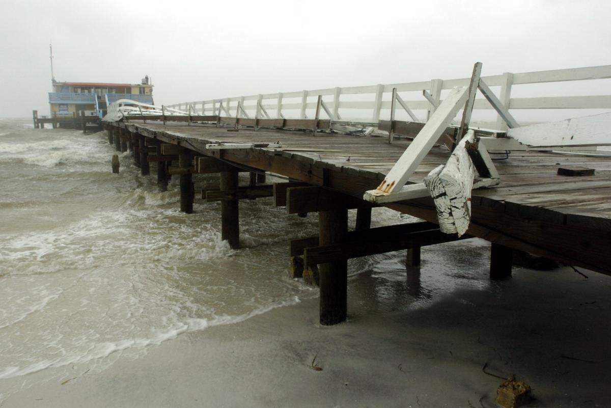 The Rod and Reel Pier on Anna Maria Island after damage from Hurricane Frances in September 2004.