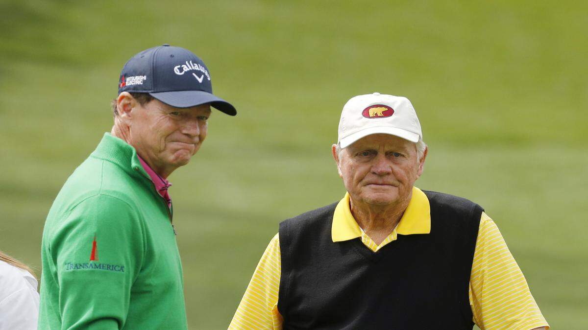 Tom Watson, left, talks to Jack Nicklaus on the second hole during the par three competition at the Masters golf tournament Wednesday, April 6, 2016, in Augusta, Ga. (AP Photo/Chris Carlson)