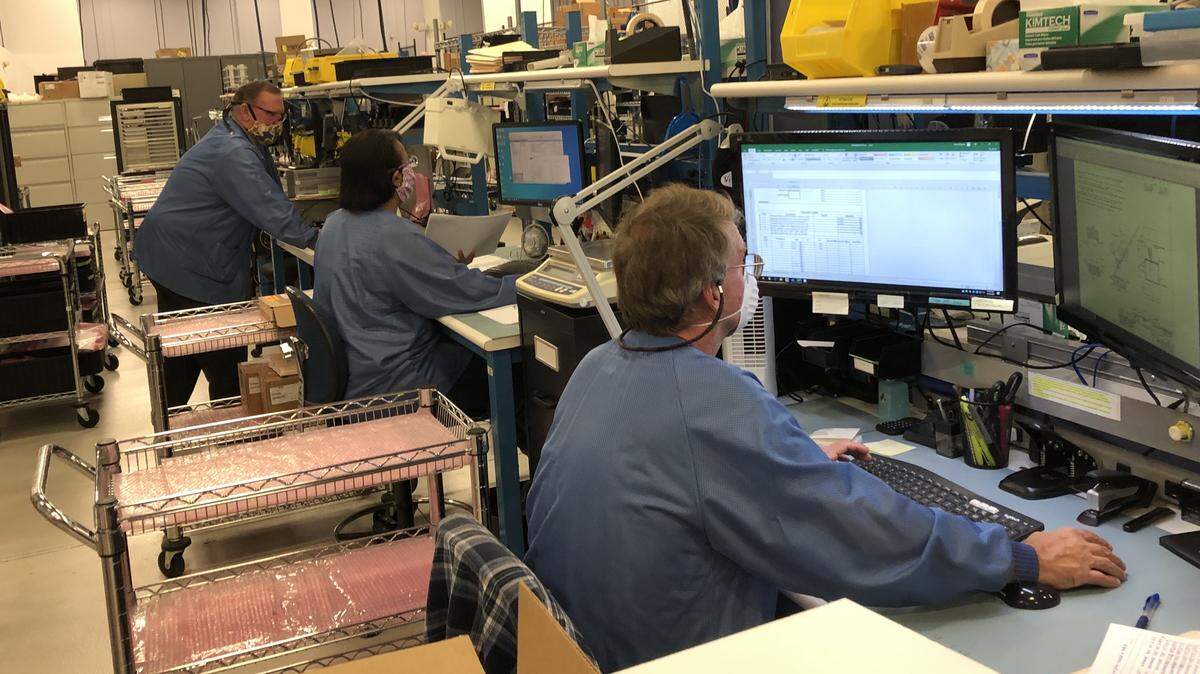Radiant Power Corp & Dukane Seacom this week announced its fourth expansion since 2012, growing to 50,000-square-feet in the Sarasota-Bradenton Commerce Center at 7135 16th St. E., in southern Manatee County.