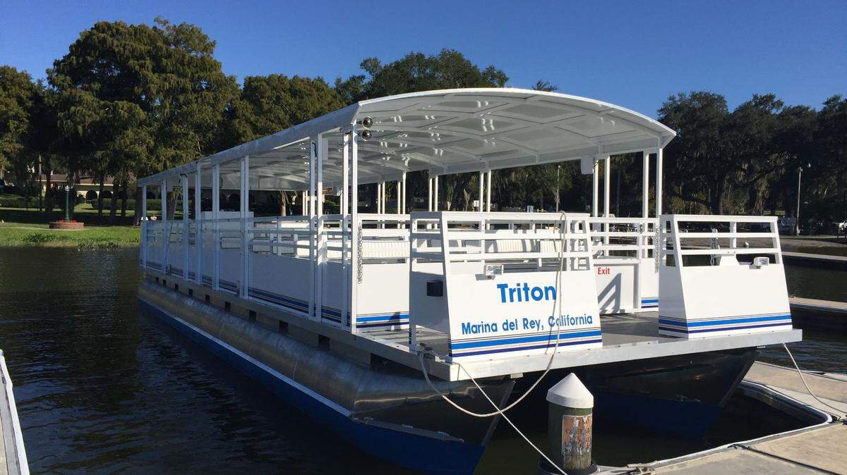 Manatee County plans to order two 49-passenger pontoon boats that will provide water taxi service between downtown Bradenton/Palmetto and Anna Maria Island.