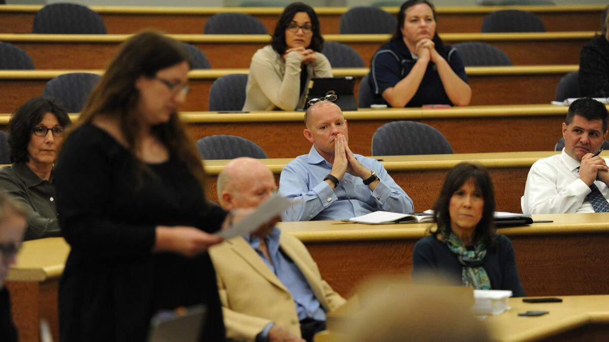 State College of Florida facility member Courtney Ruffner shares her dissatisfaction with the the college's board as they vote on a final draft to end tenure policies at the college despite objections from the school's faculty. 
 GRANT JEFFERIES/Bradenton Herald