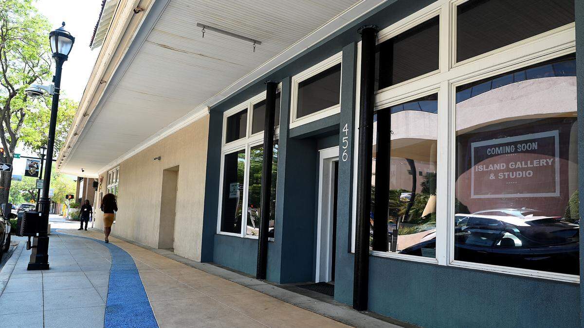 Thirty two years after Island Gallery West opened on Anna Maria, the co-op of about 25 artists, is moving to downtown Bradenton as the Island Gallery & Studio.